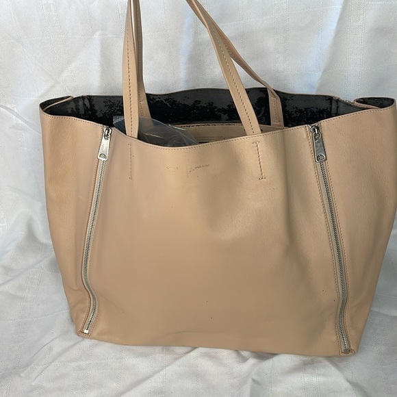 Rare Celine Horizontal Zip Gusset Cabas Tote Bag Large Shopper Beige Leather - Picture 1 of 17